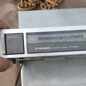 Pioneer Silver Stereo Tuner TX-540